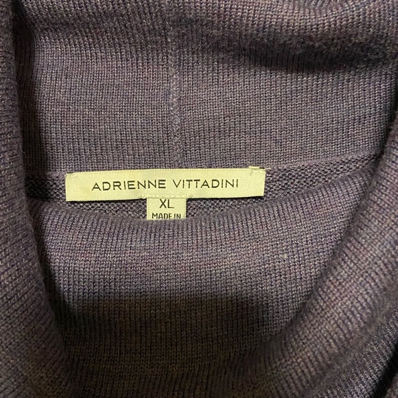 Adrienne vittadini sweater. Ladies size XL - Picture 3 of 3